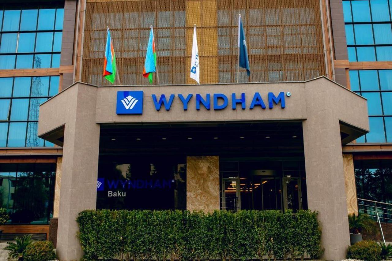 Wyndham baku hotel. Wyndham Baku.