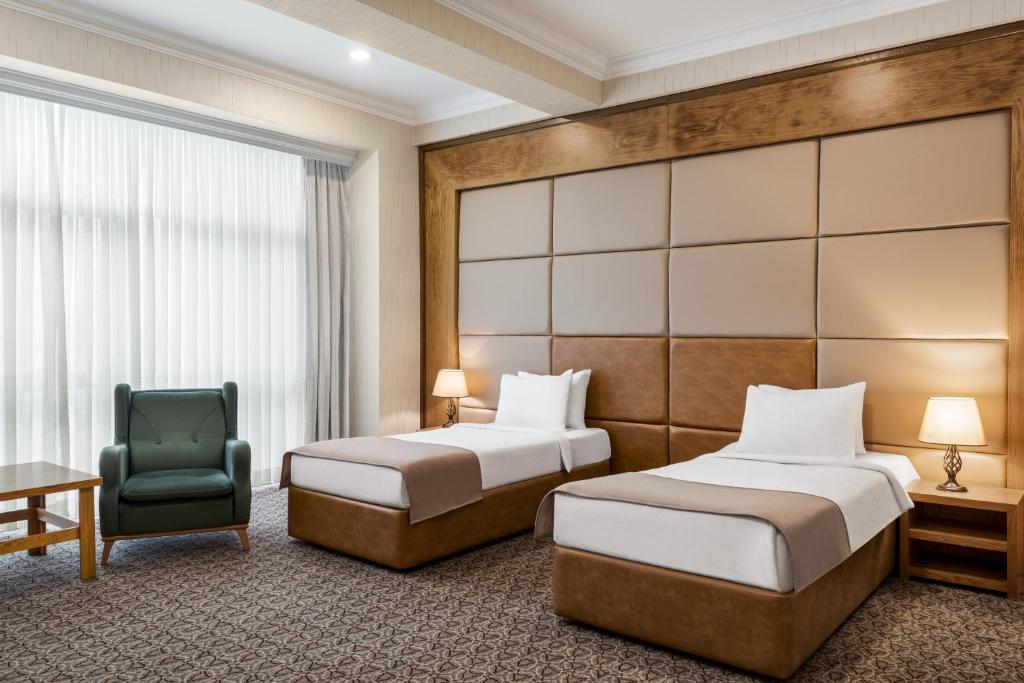 Отель Wyndham Баку Экстерьер фото